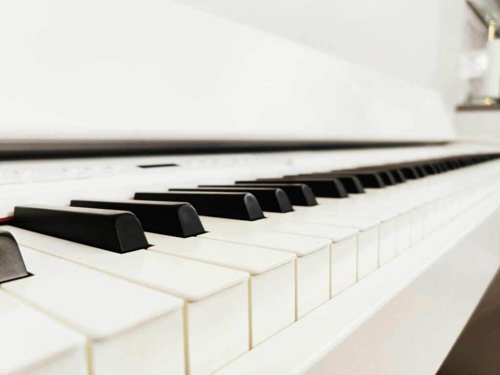 Veldhuis Pianoverhuur en -verkoop